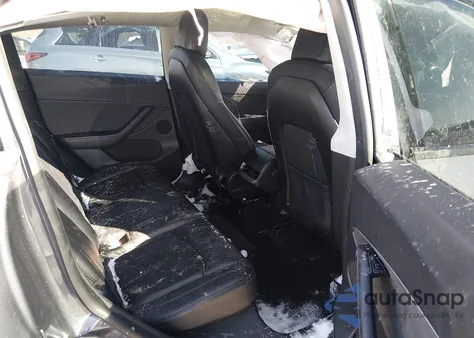 2020 Tesla Model Y Long Range Dual Motor All-Wheel Drive из США, поврежденный, VIN 5YJYGDEEXLF029313